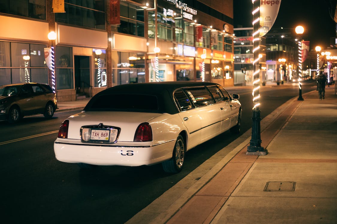 6 Myth about Limo Rental Services