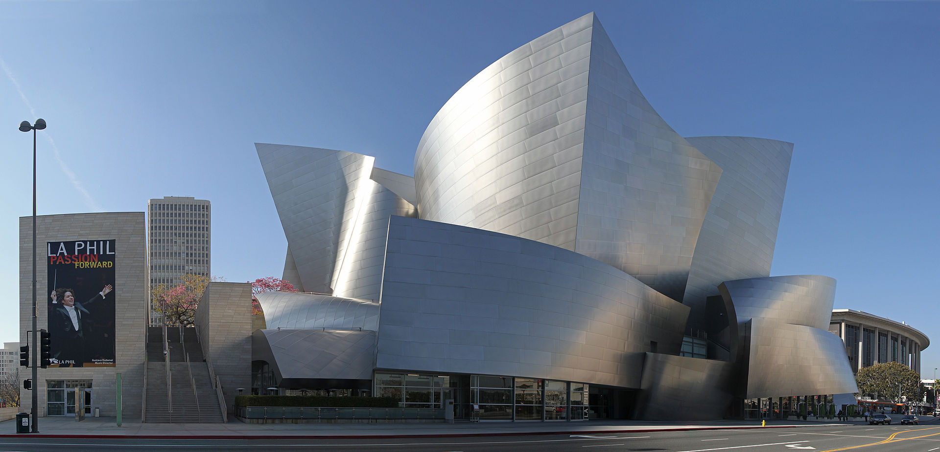 Image showing stainless steel cladding on Walt Disney Concert Hall.