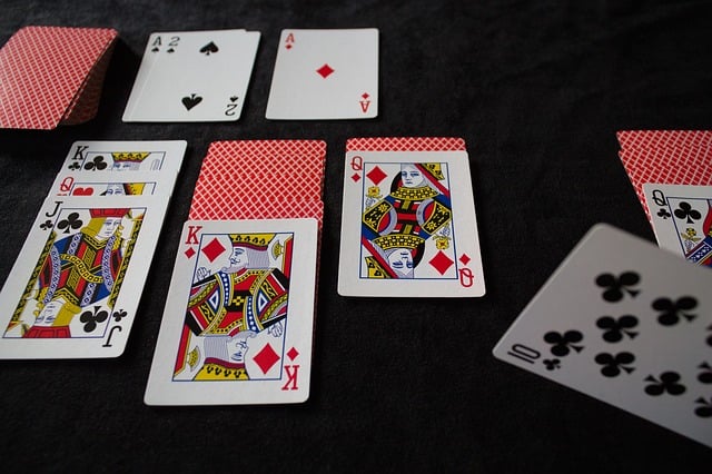 Advantages of Playing Solitaire Online