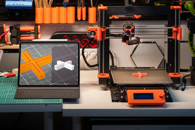 Using 3D Printing vs. CNC Prototyping for Building Prototype Designs