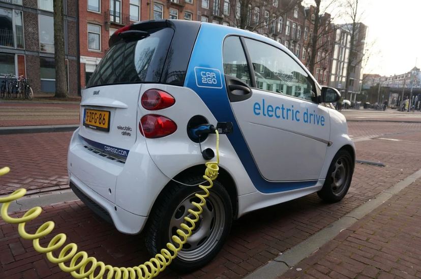 An-electric-car-being-charged.